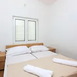 By The Sea - 23414 Apartamento Rogoznica (Sibenik-Knin)