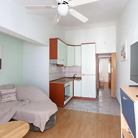 By The Sea - 23414 * روغوزنيكا