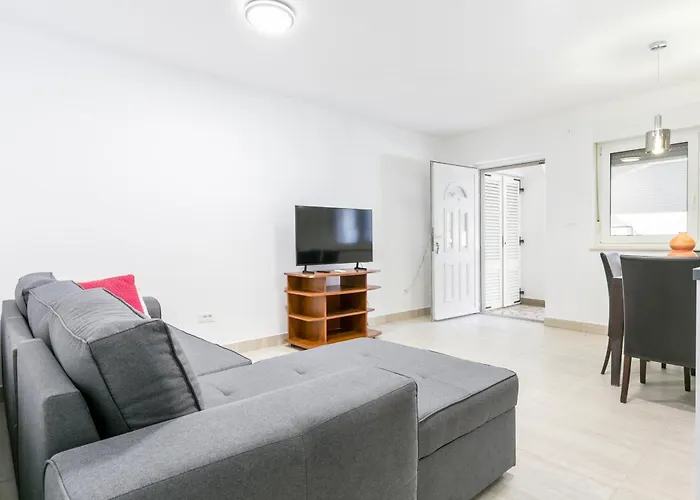 By The Sea - 23414 Appartement *